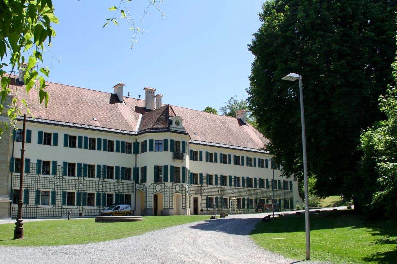 Chalet An Der Donau Direkt Bei Regensburg, 5 Sterne Dtv Pentling Exterior photo